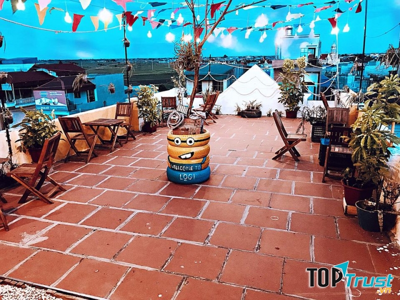 LOGI Coffee & Tea