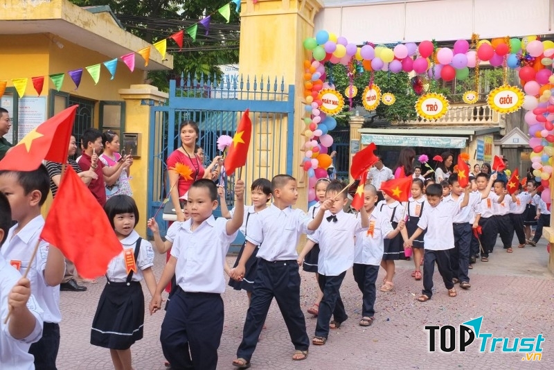 Lời dẫn đón học sinh vào lớp 1 (số 1)