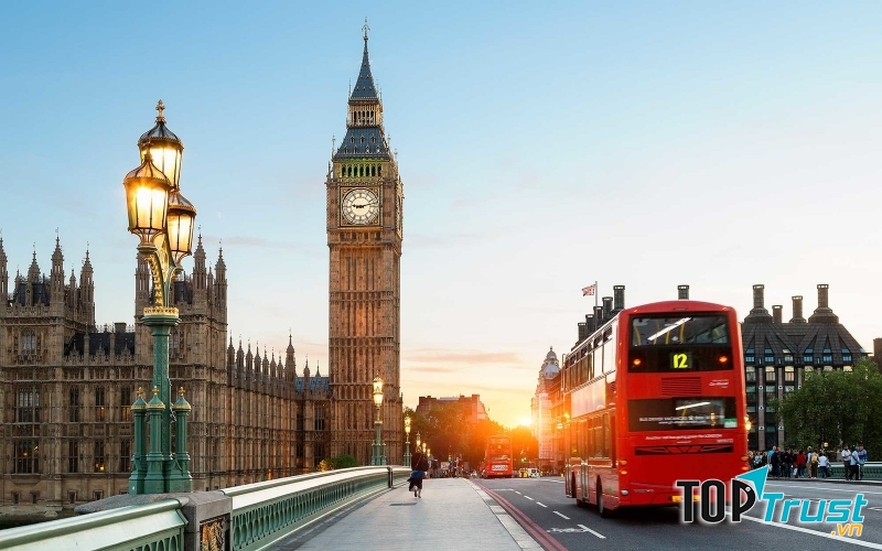 London - thành phố của những làn sương mù buổi sớm
