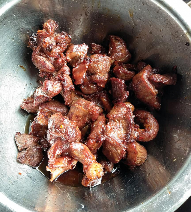 Bên cạnh đó, quán còn có món cháo lòng siêu ngon cùng món bún đậu hấp dẫn.