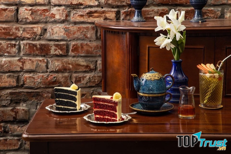 Longing Cafe Tea Rooms