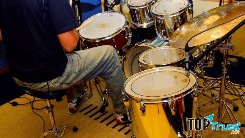 Lớp Nhạc Nụ Hồng