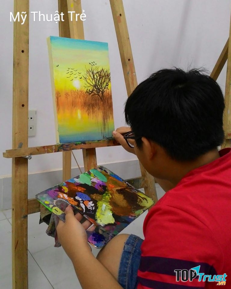 Học viên thực hành tại lớp