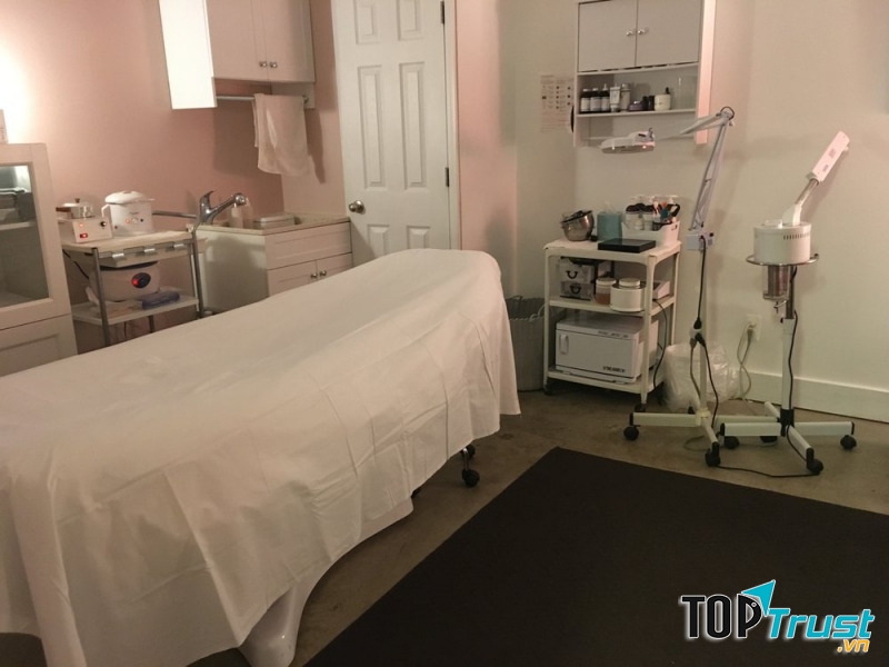 Lori Beauty Spa