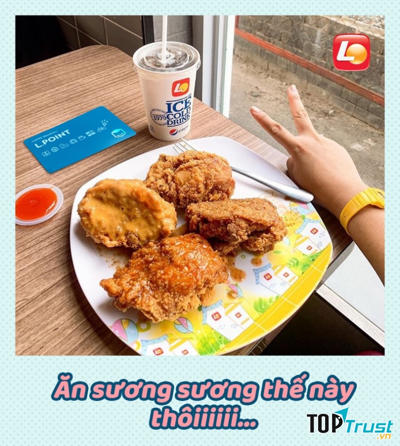 Gà rán được rán vàng giòn