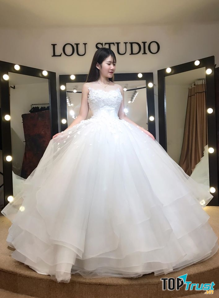 Loura Bridal