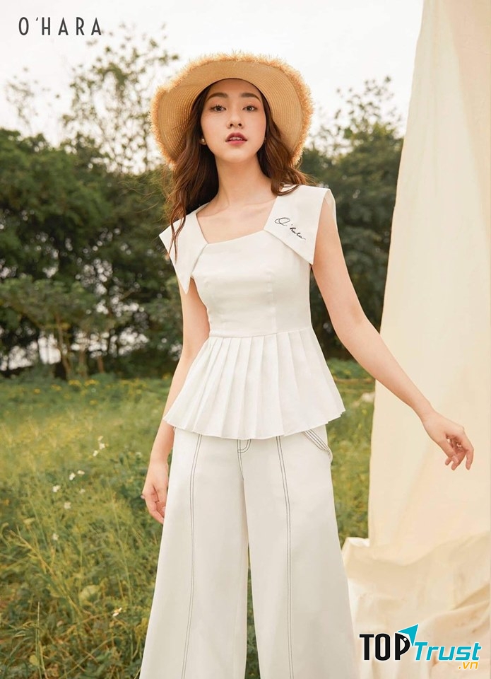 Các sản phẩm váy đầm tại Love Shop VT đều thể hiện nhiều hình thái vẻ đẹp khác nhau của phái đẹp