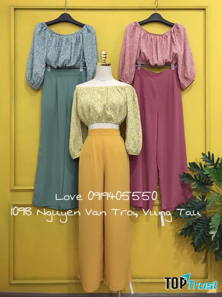 Với mục tiêu chia sẻ cảm nhận về cái đẹp đến với mọi tín đồ thời trang, shop đã mang đến những mẫu váy đầm ấn tượng hướng đến việc định hình vẻ đẹp hiện đại trẻ trung và sang trọng