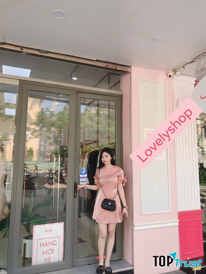 Váy cho những cô nàng bánh bèo