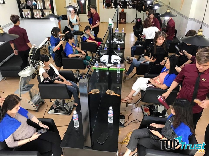 LP Hairdesign Long Xuyên