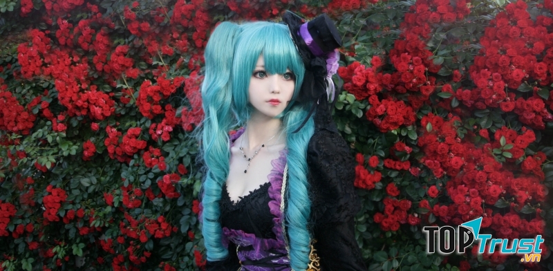 Hatsune Miku (Vocaloid)