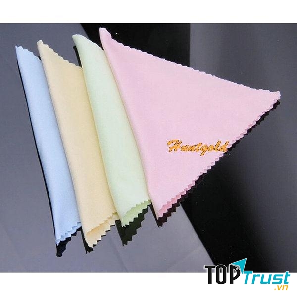 Luôn giữ ống kính camera sạch sẽ