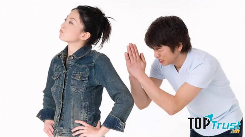 Luôn luôn nói nhiều, nói hết phần người khác