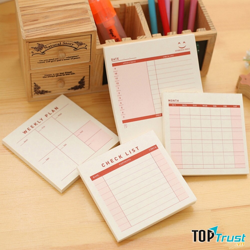 Ghi chú địa chỉ và số điện thoại quan trọng luôn là điều cần thiết khi đi du lịch một mình