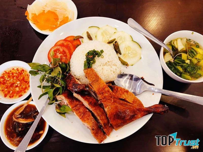 Lưu Phát Mì Gia - Lê Hồng Phong