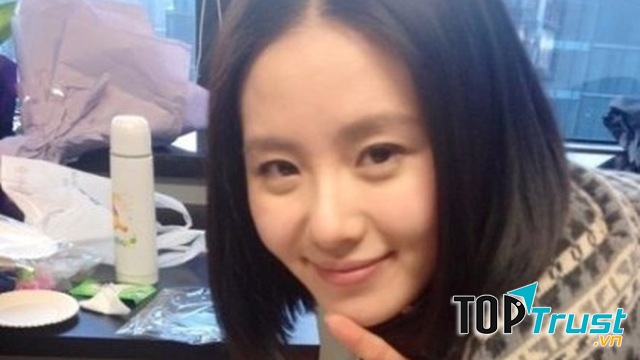 Lưu Thi Thi từng được mệnh danh là nữ diễn viên có gương mặt mộc đẹp nhất