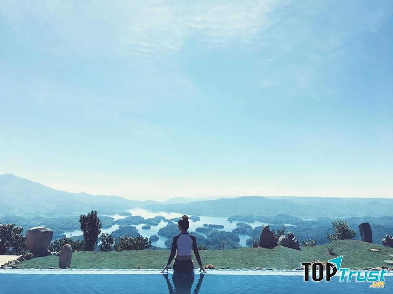 Lưu trú tại Hồ Tà Đùng các bạn có thể lựa chọn ở Homestay