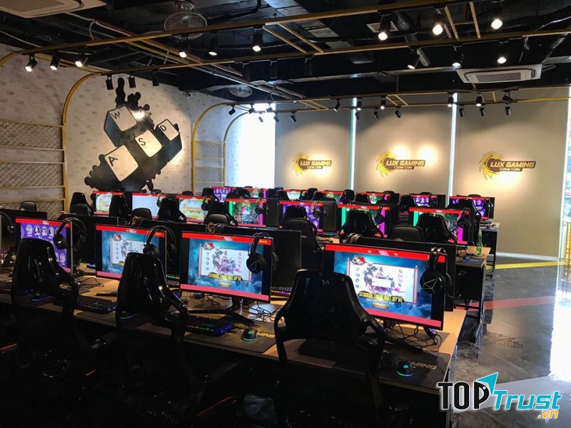 LUX Gaming Cyber Cafe