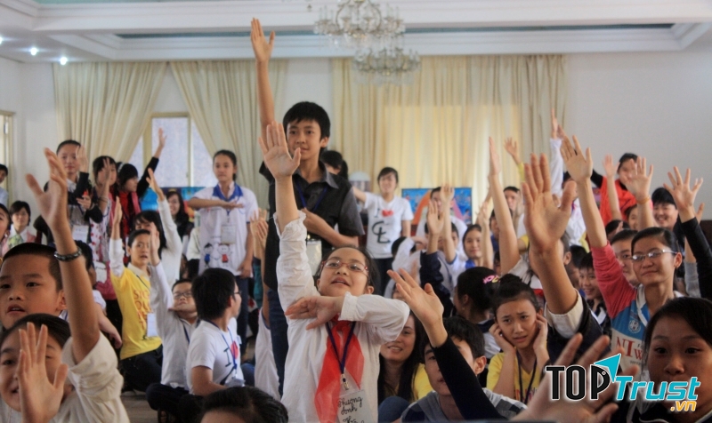 Luyện tập và gặp gỡ trực tiếp