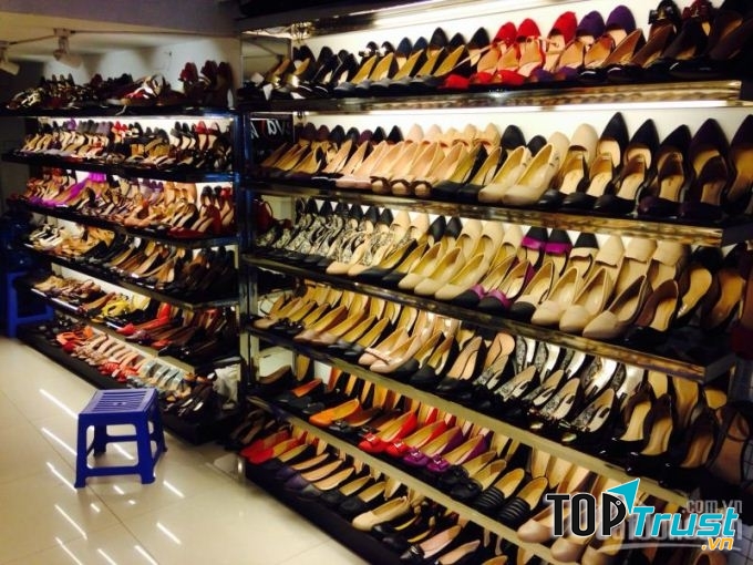 Thiên đường giày nơi đây