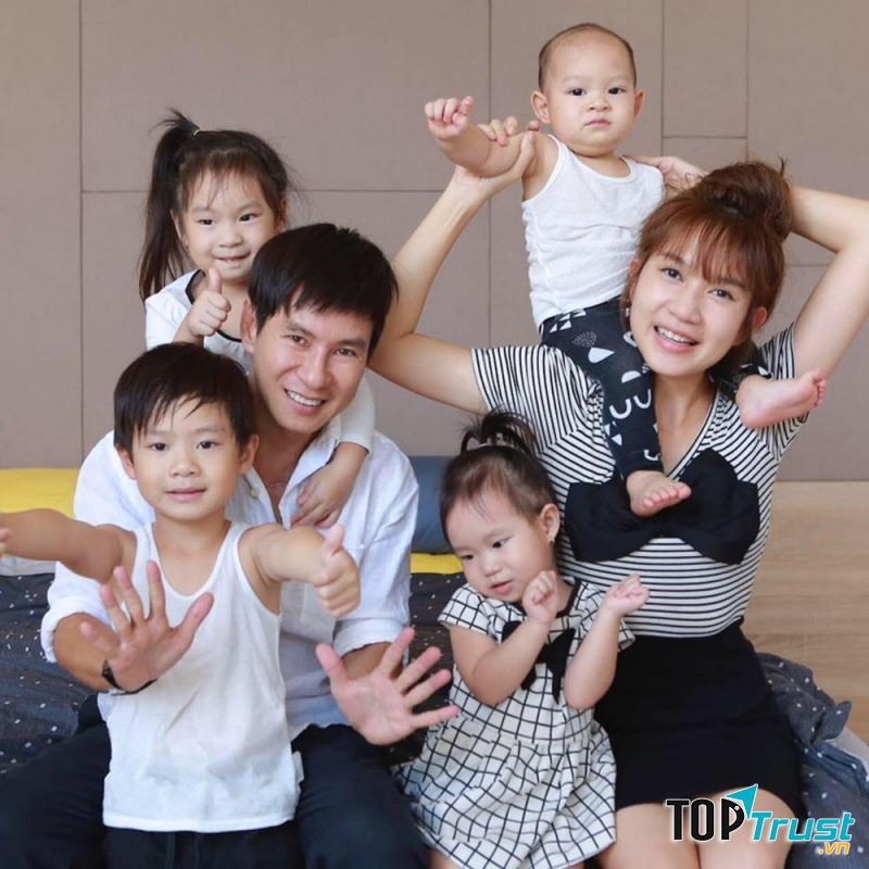 Gia đình hạnh phúc của Lý Hải - Minh Hà