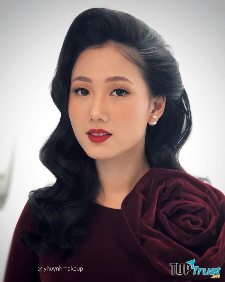 Ly Huỳnh Makeup