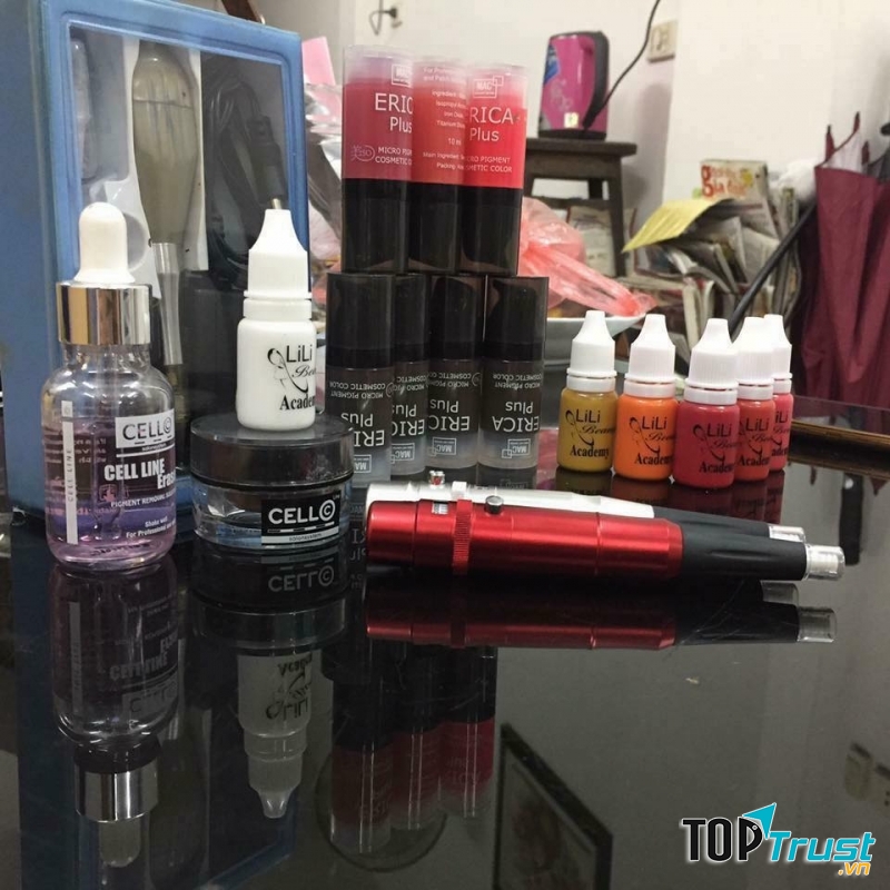 LyLy EyeBrows (Học viện phun xăm LyLy)