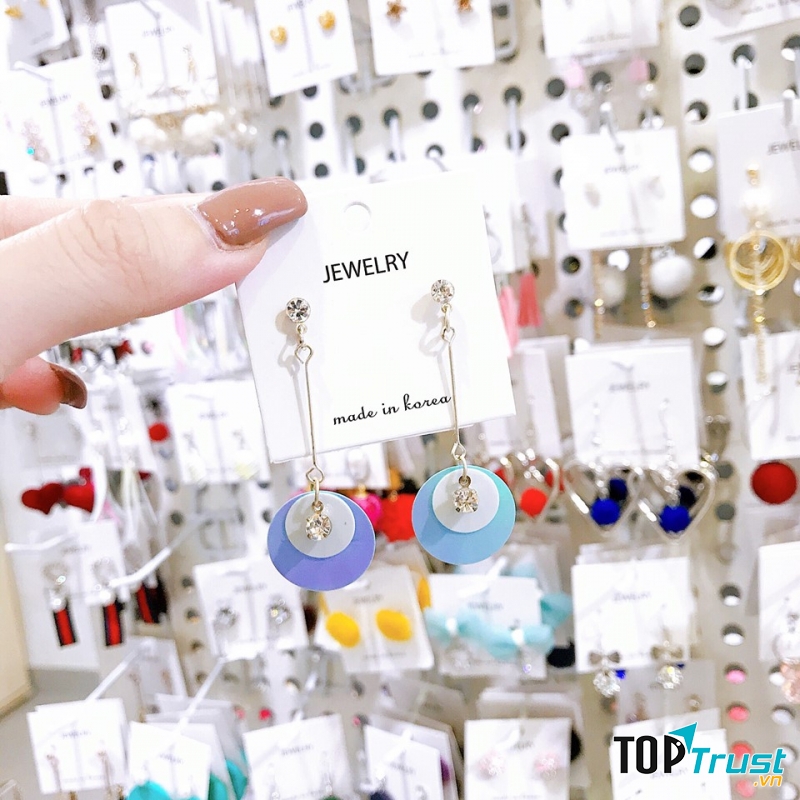 Chắc chắn bạn sẽ tìm thấy nguồn sản phẩm ưng ý, mẫu mới về liên tục hằng ngày ở LynnLen