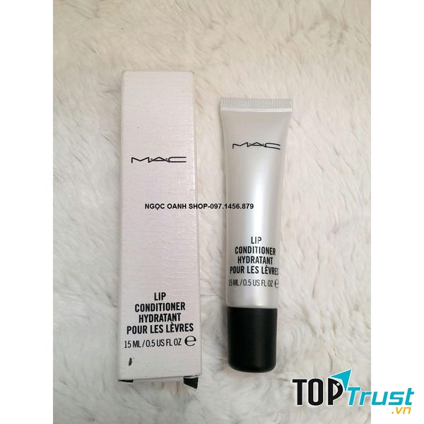 M.A.C Lip Conditioner