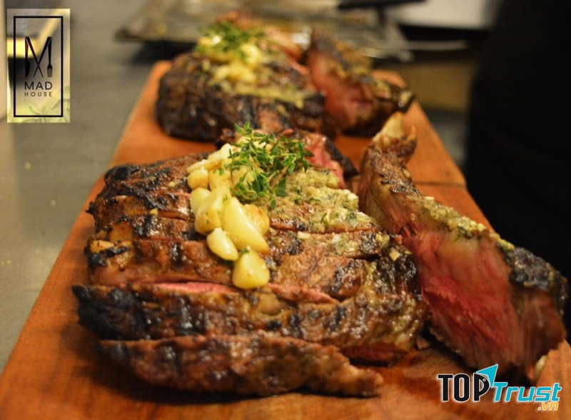 Mad House Restaurant