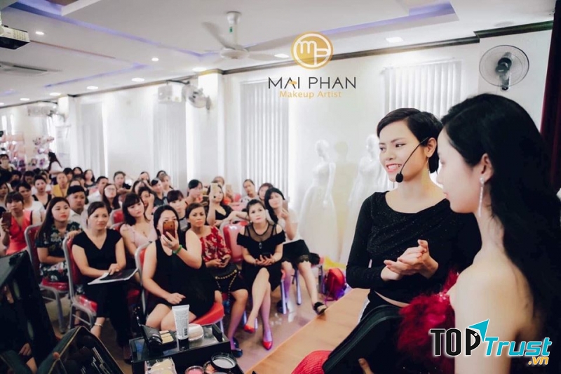 MaiPhan Makeup Artist