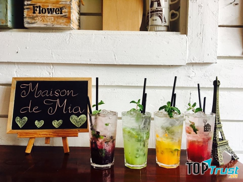 Maison de Mia - café restaurant