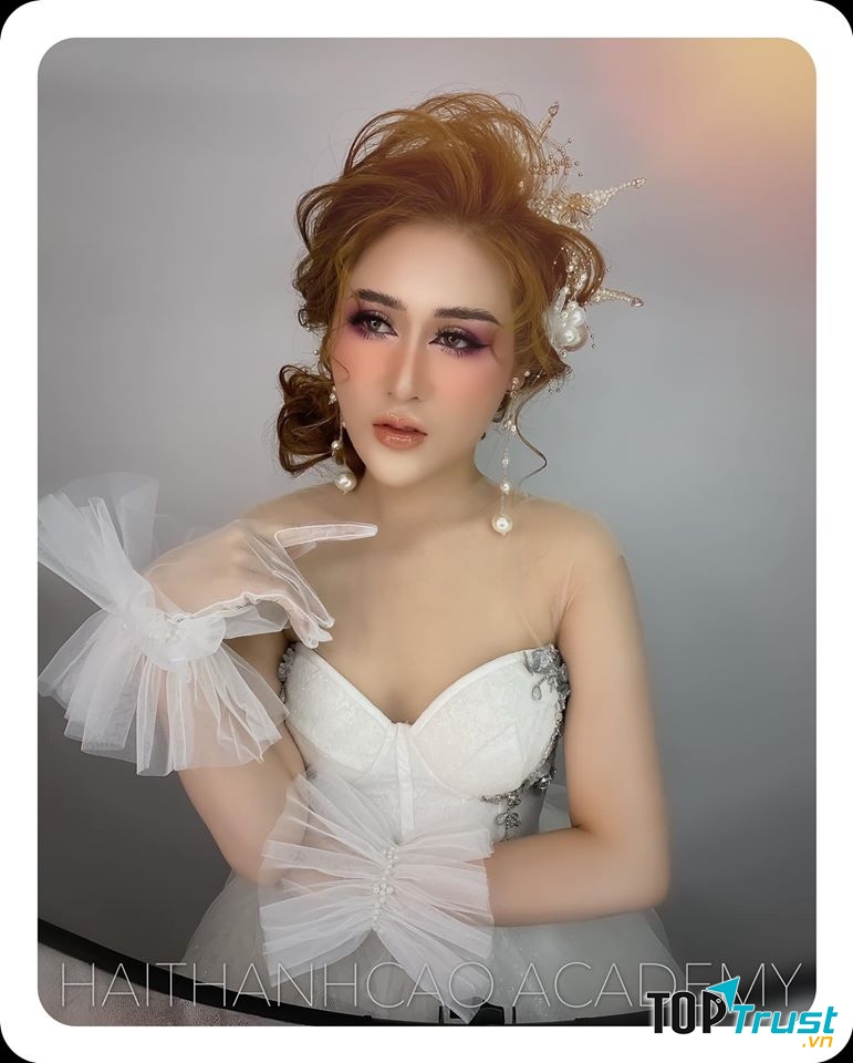 Make up Cao Hải