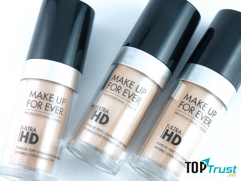 Kem nền Make Up For Ever Ultra Invisible Cover Foundation