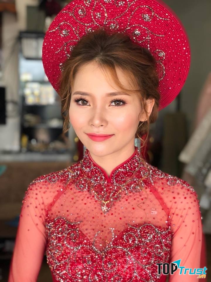 Make Up Hà Tum (Hà Thị Bích Phạm)