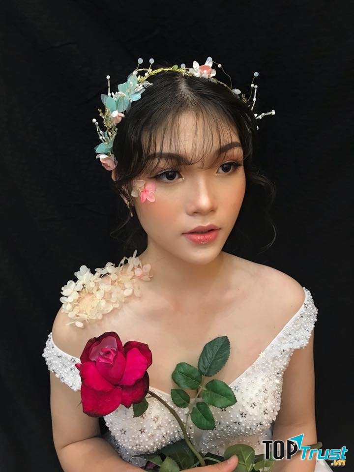 Make Up Hiền An