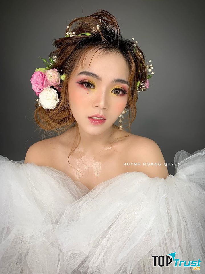 Make Up Huỳnh Hoàng Quyên (Studio DÂU)