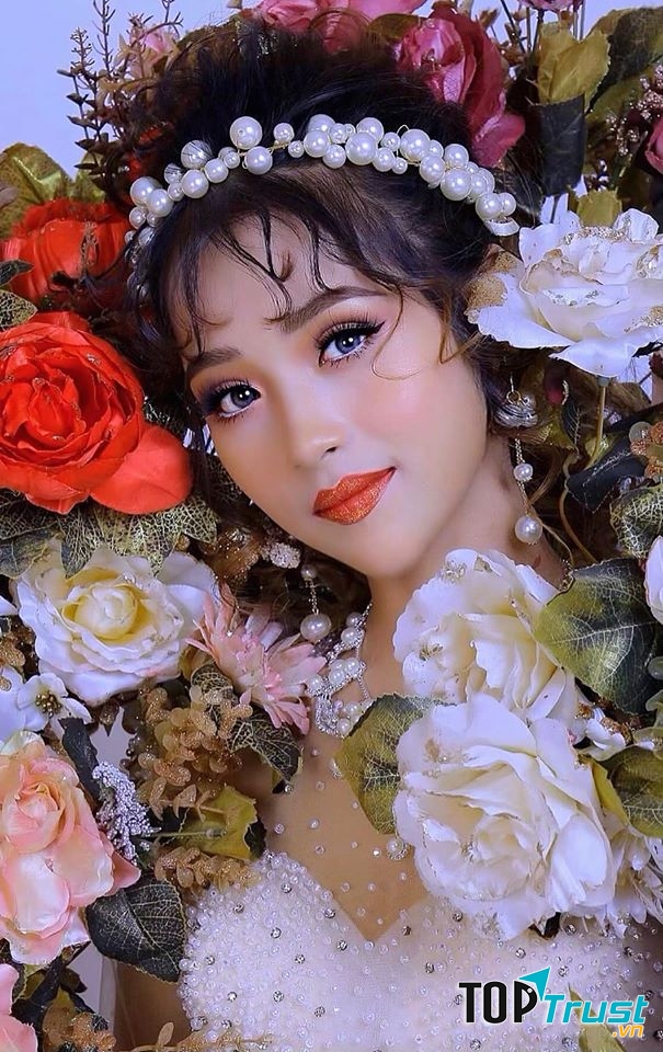 Make Up Lan Anh