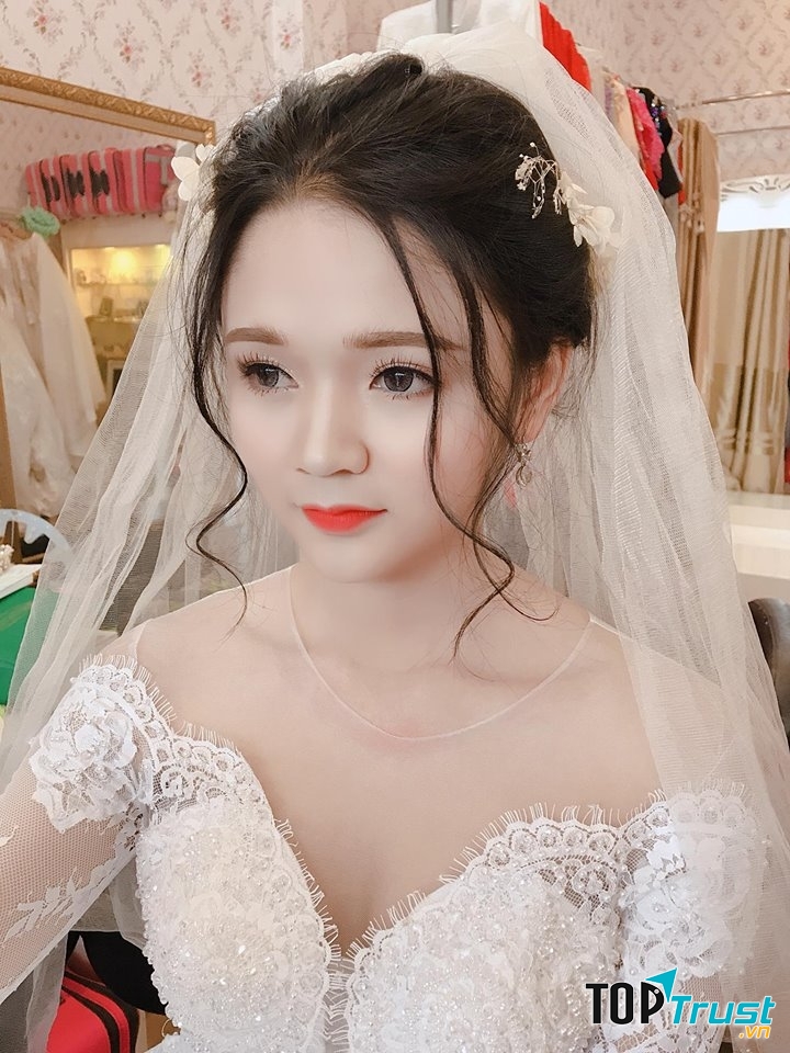 Make up Yuri Nguyễn