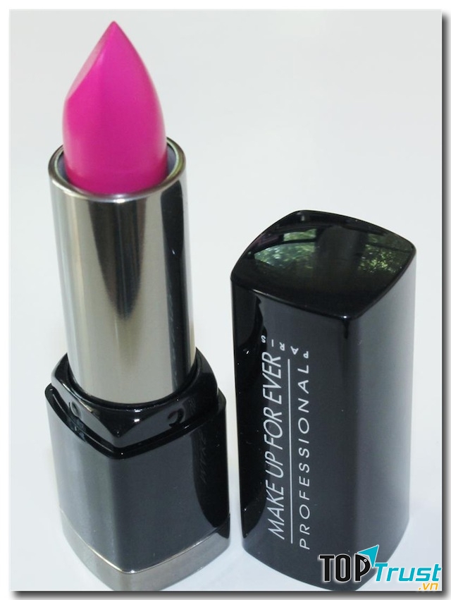 Dòng son của Makeup Forever.