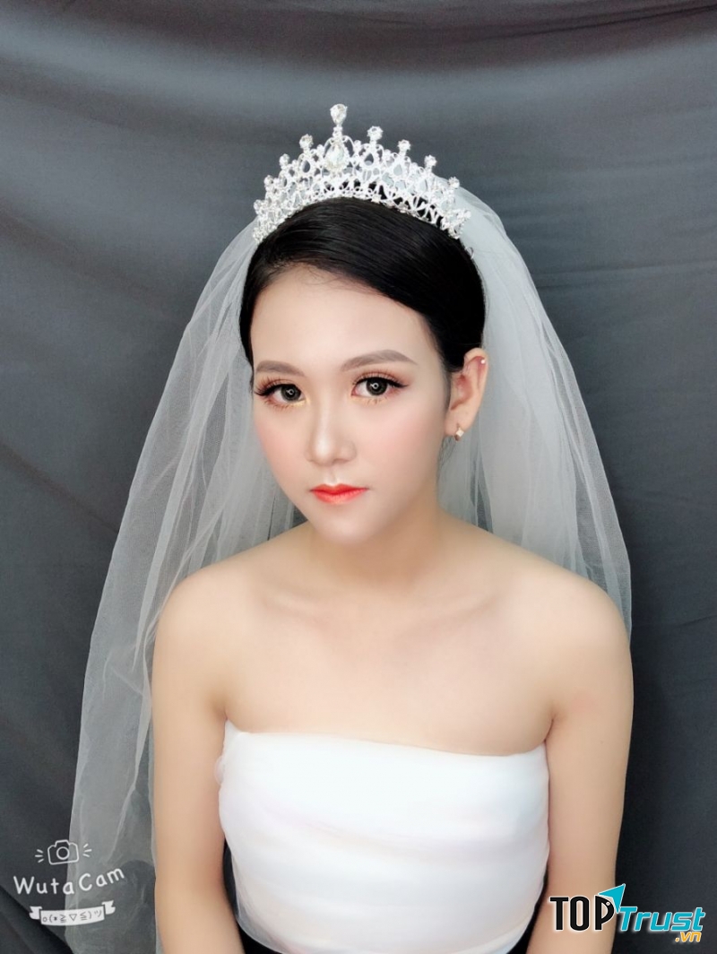 Tay nghề sắc sảo, phong cách Hàn Quốc tự nhiên, ngọt ngào