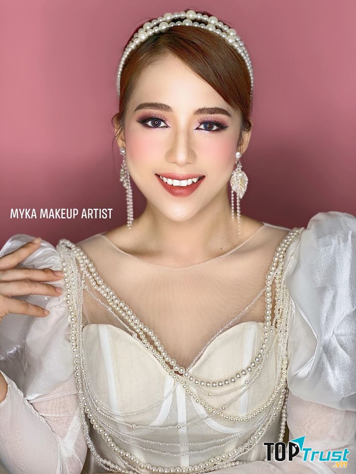 Makeup Myka