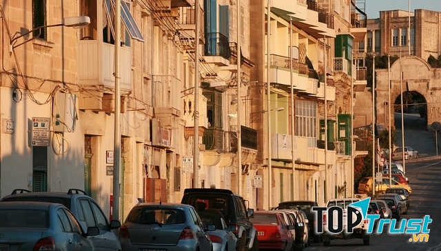 Tỉ lệ xe cộ ở Malta lên đến 579 xe trên 1000 người