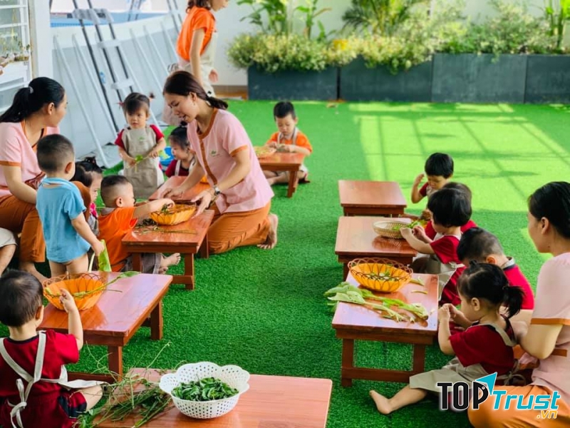 Mầm non Gia Viên Montessori Hòa Xuân