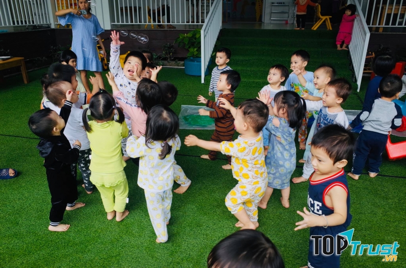 Mầm Non Kid's World Quy Nhơn