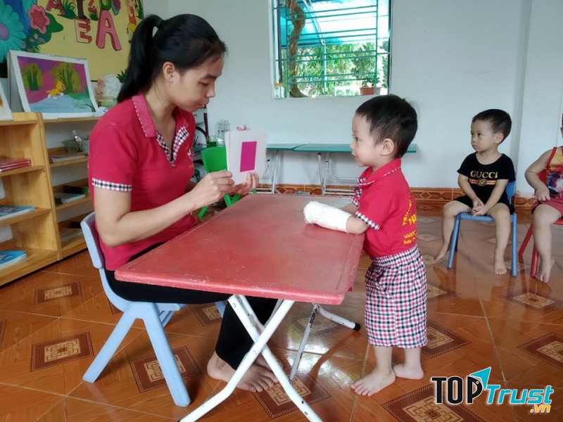 Dạy kĩ năng cho bé