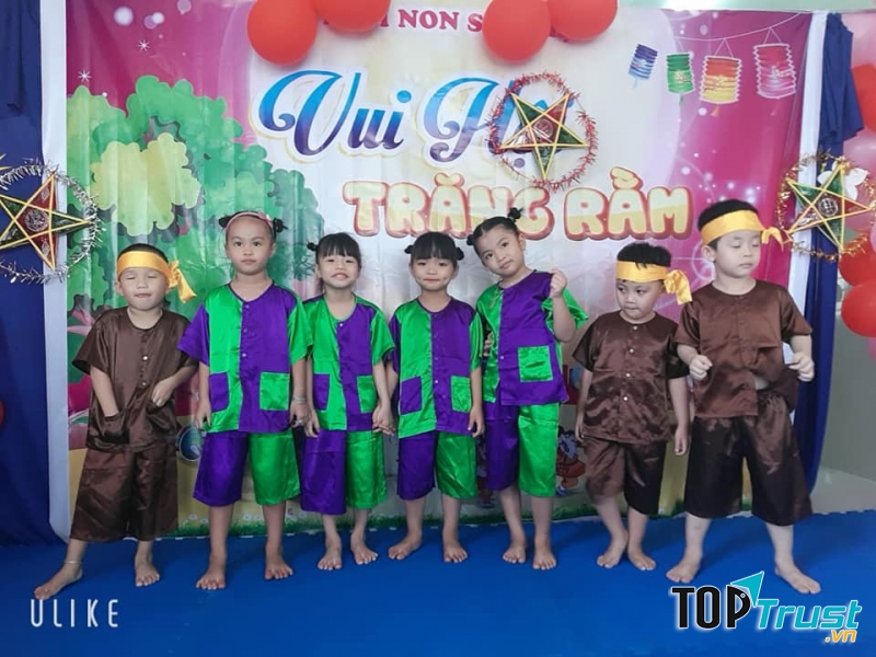 Bên cạnh chương trình học tập và rèn luyện hàng ngày, trường còn thường xuyên tổ chức các hoạt động ngoại khóa vui chơi để con phát huy khả năng sáng tạo của mình.