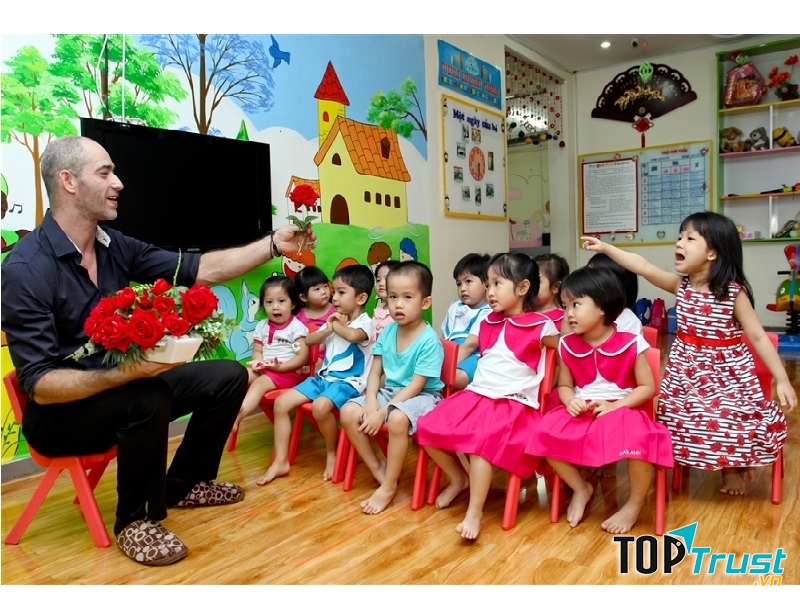 Mầm non Việt Úc luôn coi trẻ là đối tượng trung tâm trong quá trình chăm sóc