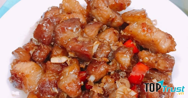 Mắm ruốc xào thịt ba rọi
