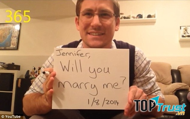 Dean Smith và lời cầu hôn ngọt ngào